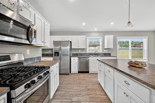 111 Estes Cir, Florissant, CO 80816 - Photo 15