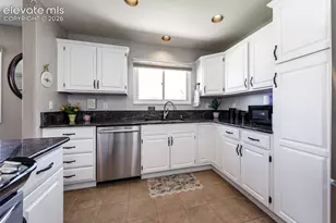 126 Luxury Ln, Colorado Springs, CO 80921 - Photo 19