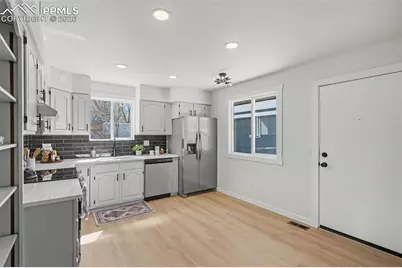 2312 N 7th Street, Colorado Springs, CO 80907 - Photo 9