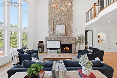 18030 Bankhurst Court, Monument, CO 80132 - Photo 3