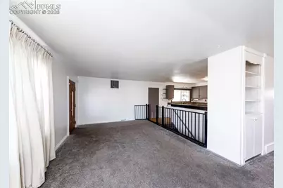 1613 Alexander Circle, Pueblo, CO 81001 - Photo 9