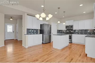 10672 Echo Canyon Drive, Colorado Springs, CO 80908 - Photo 5