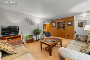 171 Fordham Cir, Pueblo, CO 81005 - Photo 7