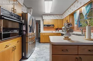 171 Fordham Cir, Pueblo, CO 81005 - Photo 11