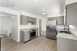 5326 Picket Dr, Colorado Springs, CO 80918 - Photo 17