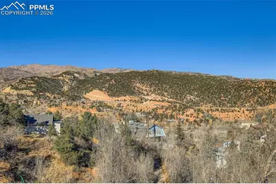 7 Delaware Road, Manitou Springs, CO 80829 - Photo 5