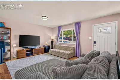1426 Holmes Drive, Colorado Springs, CO 80909 - Photo 7