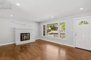 10 El Sereno Dr, Colorado Springs, CO 80906 - Photo 5