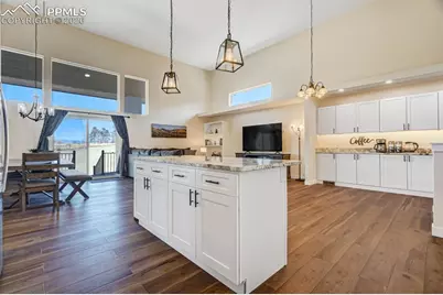 10108 Rolling Ridge Road, Colorado Springs, CO 80925 - Photo 5