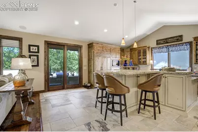 1915 Cantwell Grove, Colorado Springs, CO 80906 - Photo 7