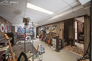 638 Dove Pl, Colorado Springs, CO 80906 - Photo 29