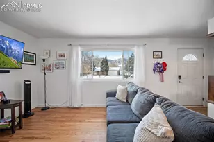 638 Dove Pl, Colorado Springs, CO 80906 - Photo 9