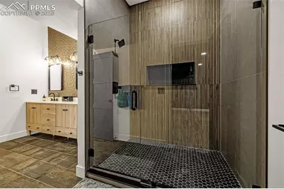 11910 Green Acres Lane, Colorado Springs, CO 80908 - Photo 41