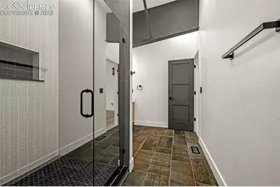 11910 Green Acres Lane, Colorado Springs, CO 80908 - Photo 37