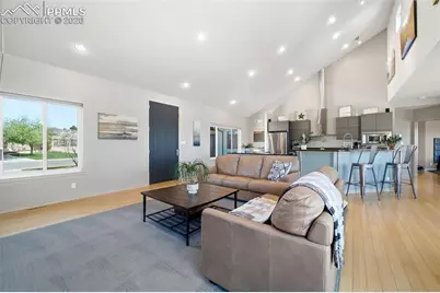 1529 Lynn Meadows Drive, Pueblo, CO 81005 - Photo 7