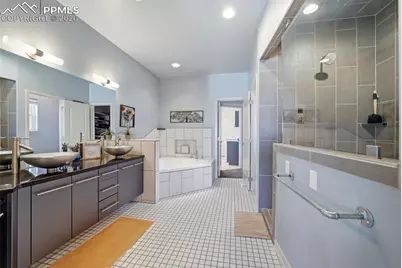 1529 Lynn Meadows Drive, Pueblo, CO 81005 - Photo 23