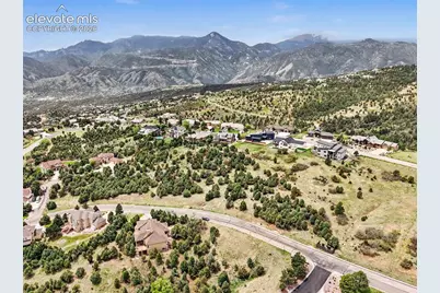 4215 Cedar Heights Drive, Colorado Springs, CO 80904 - Photo 7
