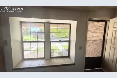 6719 Overland Drive, Colorado Springs, CO 80919 - Photo 15