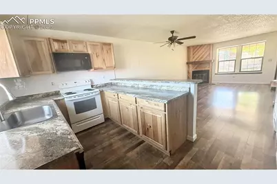 6719 Overland Drive, Colorado Springs, CO 80919 - Photo 3