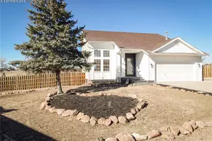 473 S Hook Ct, Pueblo, CO 81007 - Photo 1