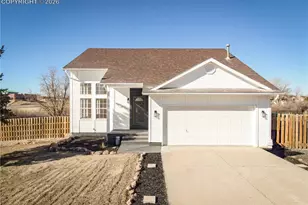 473 S Hook Ct, Pueblo, CO 81007 - Photo 1