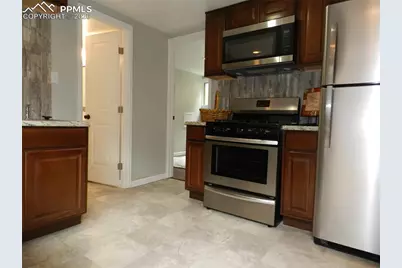 358 Ruxton Avenue, Manitou Springs, CO 80829 - Photo 3