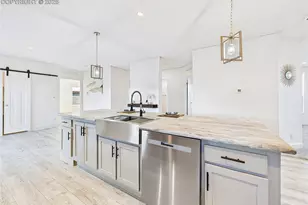 893 S Greenway Ave, Pueblo, CO 81007 - Photo 15