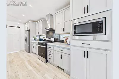 893 S Greenway Avenue, Pueblo, CO 81007 - Photo 13