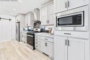 893 S Greenway Ave, Pueblo, CO 81007 - Photo 13