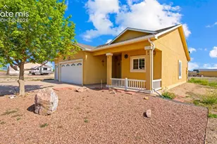 1133 E Ivanhoe Dr, Pueblo, CO 81007 - Photo 3