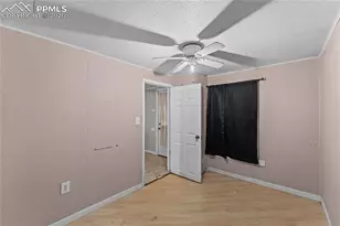 2201 E 8th St, Pueblo, CO 81001 - Photo 9