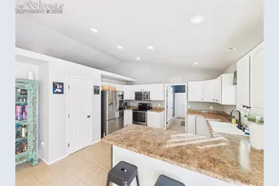 1152 E Ranch Drive, Pueblo West, CO 81007 - Photo 11