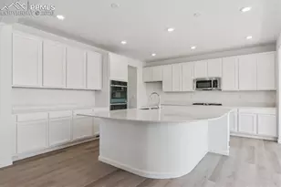 3414 Bella Notte Dr, Pueblo, CO 81001 - Photo 7