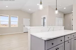 981 E Waverly Dr, Pueblo West, CO 81007 - Photo 9