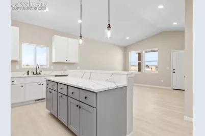 981 E Waverly Drive, Pueblo West, CO 81007 - Photo 7