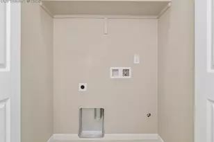 981 E Waverly Dr, Pueblo West, CO 81007 - Photo 13