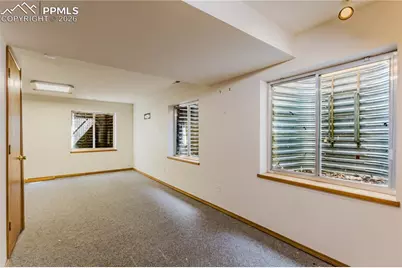 6910 Sproul Lane, Colorado Springs, CO 80918 - Photo 17