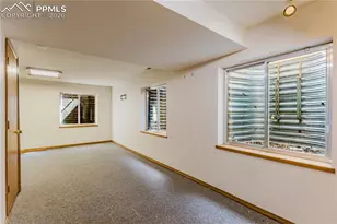 6910 Sproul Ln, Colorado Springs, CO 80918 - Photo 17