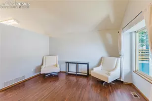 6910 Sproul Ln, Colorado Springs, CO 80918 - Photo 3