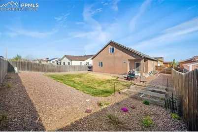 3012 Prairie Hawk Lane, Pueblo, CO 81005 - Photo 41