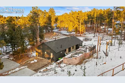 13455 W Ravine Drive, Colorado Springs, CO 80908 - Photo 25