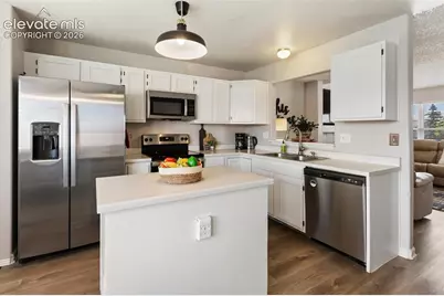 6765 Bear Tooth Drive, Colorado Springs, CO 80923 - Photo 9