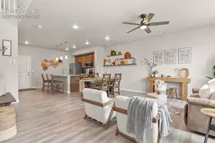 1627 Blue Sapphire Vw, Colorado Springs, CO 80908 - Photo 5