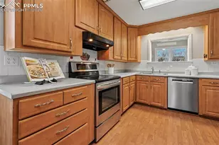 1318 E San Rafael St, Colorado Springs, CO 80909 - Photo 9