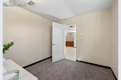 1318 E San Rafael Street, Colorado Springs, CO 80909 - Photo 23