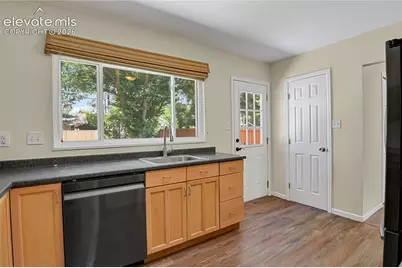 3211 N Institute Street, Colorado Springs, CO 80907 - Photo 11