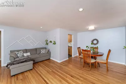 921 Valley Road, Colorado Springs, CO 80904 - Photo 7