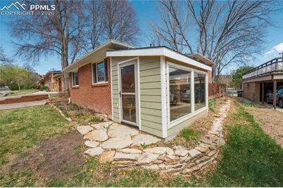 921 Valley Road, Colorado Springs, CO 80904 - Photo 21