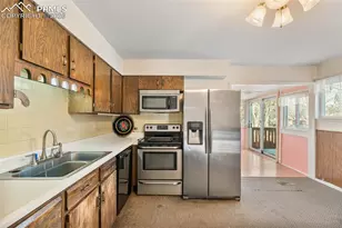 4096 London Ln, Colorado Springs, CO 80916 - Photo 15