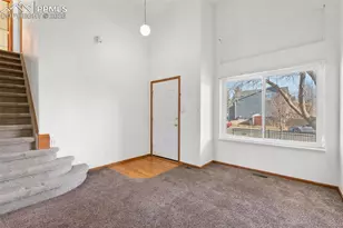 610 Welsh Cir, Colorado Springs, CO 80916 - Photo 5